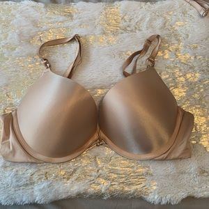Victoria’s Secret Bombshell Bra 34B